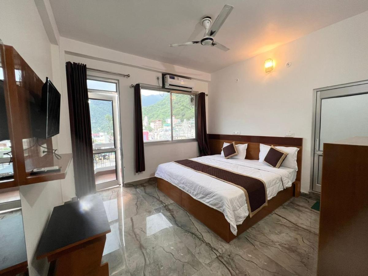 Hotel Manikut Rishīkesh Esterno foto